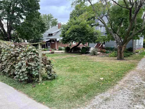 409 S Lafayette St, Macomb, IL 61455 photo 7