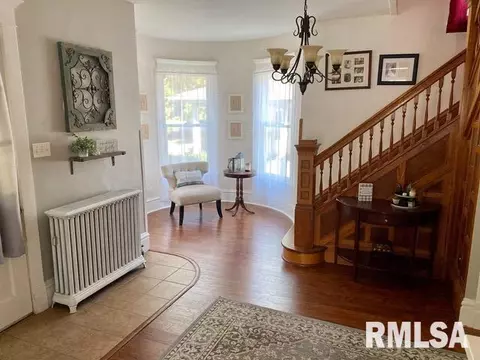 409 S Lafayette St, Macomb, IL 61455 photo 9