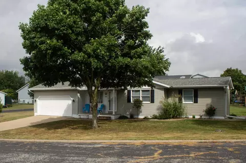 901 Oakwood Dr, Eureka, IL 61530 photo 34