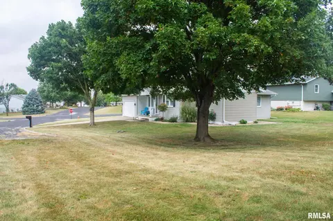 901 Oakwood Dr, Eureka, IL 61530 photo 30