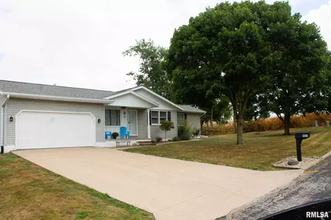 901 Oakwood Dr, Eureka, IL 61530 photo 35