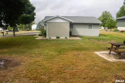 901 Oakwood Dr, Eureka, IL 61530 photo 29