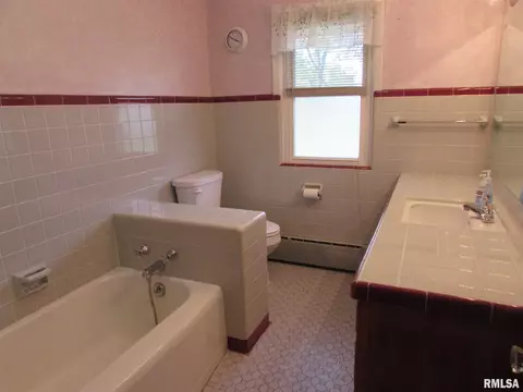 217 E Pine St, Metamora, IL 61548 photo 14
