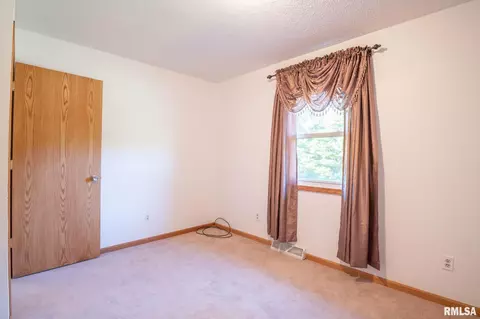 10305 W Timber Rd, Mapleton, IL 61547 photo 17