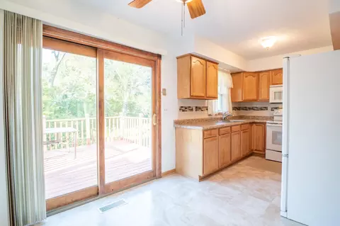 10305 W Timber Rd, Mapleton, IL 61547 photo 4