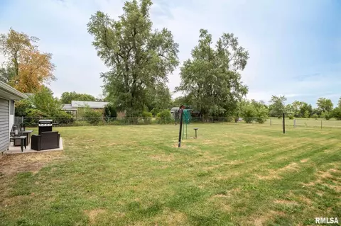 1004 S Oak St, Delavan, IL 61734 photo 50
