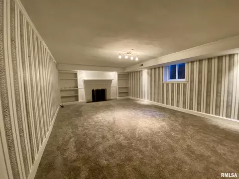 311 S Randolph St, Macomb, IL 61455 photo 30