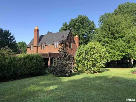 311 S Randolph St, Macomb, IL 61455 photo 46