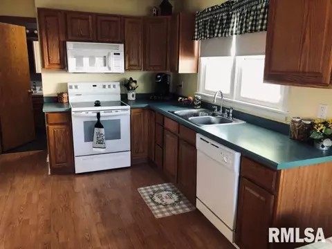 615 S Campbell St, Macomb, IL 61455 photo 13