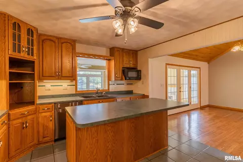 4625 S King Arthur Ct, Mapleton, IL 61547 photo 8