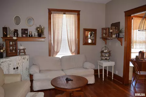 446 E Walnut St, Washburn, IL 61570 photo 23