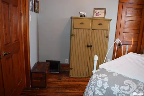 446 E Walnut St, Washburn, IL 61570 photo 30