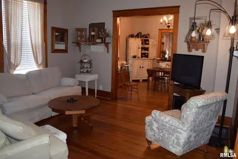 446 E Walnut St, Washburn, IL 61570 photo 19