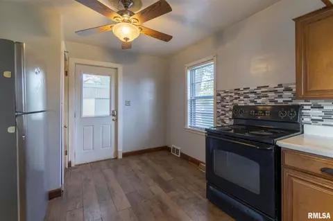 426 Old Germantown Rd, Germantown Hills, IL 61548 photo 11