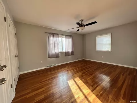 803 W Mcdonough St, Macomb, IL 61455 photo 14