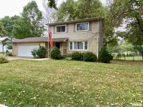 803 W Mcdonough St, Macomb, IL 61455 photo 1