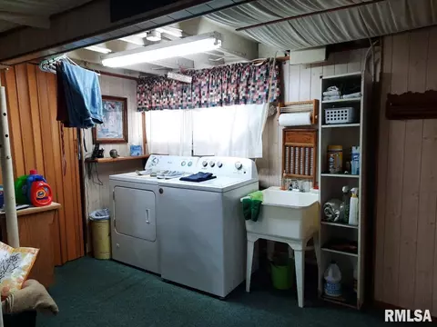 113 E Myrtle St, Canton, IL 61520 photo 34