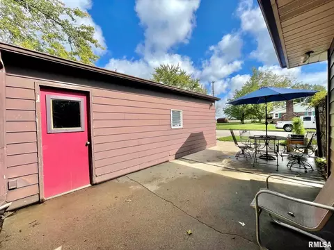 301 1st St, Congerville, IL 61729 photo 26