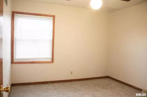 214 Dennis Dr, Eureka, IL 61530 photo 31