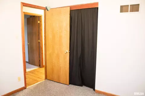 214 Dennis Dr, Eureka, IL 61530 photo 37