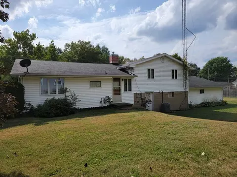 1020 E Piper St, Macomb, IL 61455 photo 9