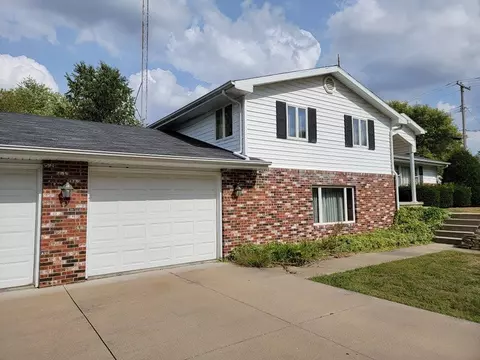1020 E Piper St, Macomb, IL 61455 photo 3