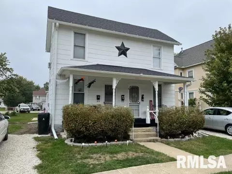 306 N Main St, Abingdon, IL 61410 photo 1