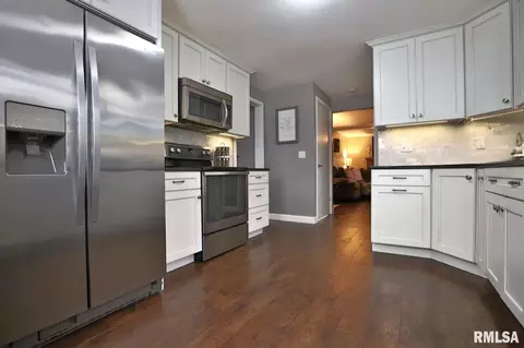 604 Devonshire Rd, Washington, IL 61571 photo 14