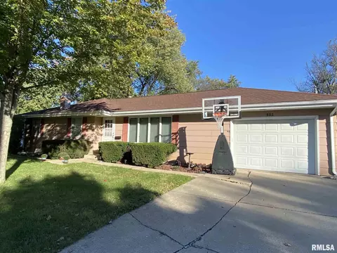 802 W Chase St, Macomb, IL 61455 photo 3