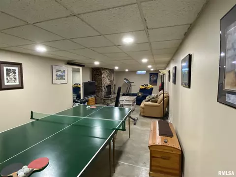 802 W Chase St, Macomb, IL 61455 photo 29