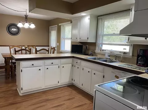 802 W Chase St, Macomb, IL 61455 photo 15
