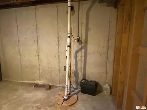 802 W Chase St, Macomb, IL 61455 photo 35
