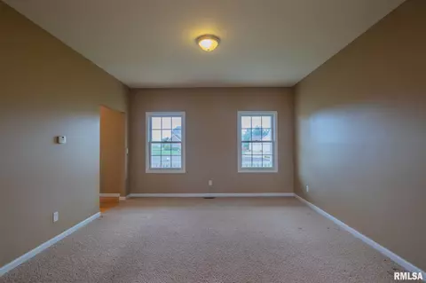 1505 Red Brook Ct, Metamora, IL 61548 photo 6