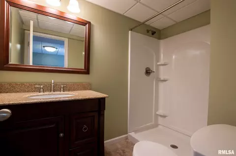 1505 Red Brook Ct, Metamora, IL 61548 photo 37