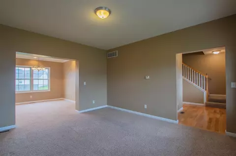 1505 Red Brook Ct, Metamora, IL 61548 photo 3
