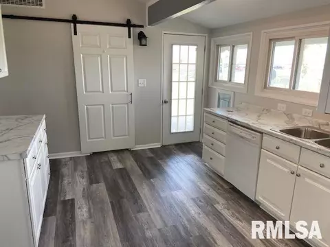 1203 Eagle St, Washington, IL 61571 photo 3