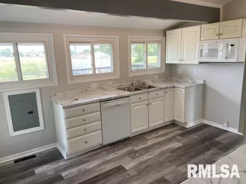 1203 Eagle St, Washington, IL 61571 photo 5