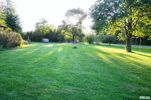 18130 River Rd, Danvers, IL 61732 photo 7