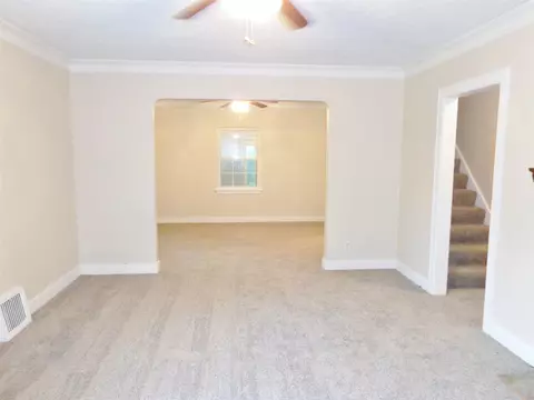 315 N Kickapoo Ter, Peoria, IL 61604 photo 10