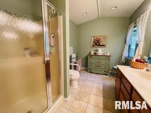 1400 Stacy Ln, Macomb, IL 61455 photo 13