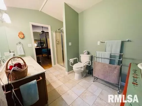 1400 Stacy Ln, Macomb, IL 61455 photo 12