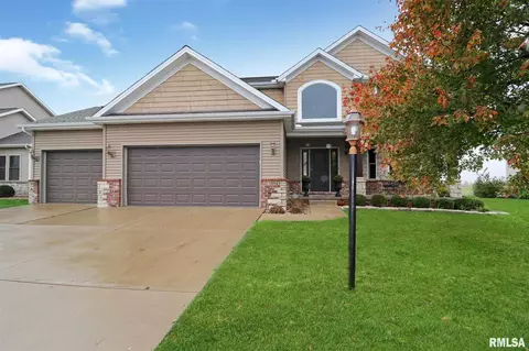 1271 E Monroe St, Morton, IL 61550 photo 1