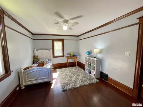 210 W Burton Ave, Eureka, IL 61530 photo 24