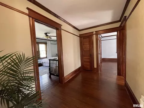 210 W Burton Ave, Eureka, IL 61530 photo 33