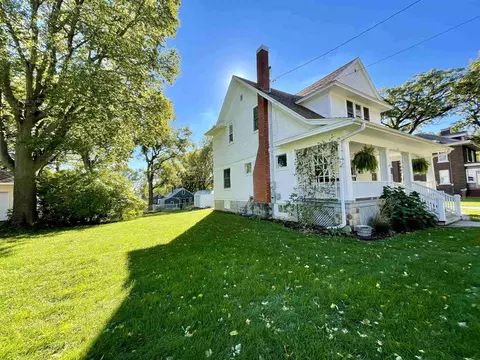 210 W Burton Ave, Eureka, IL 61530 photo 42
