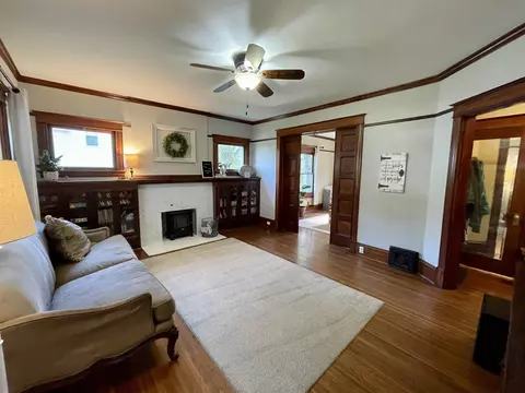 210 W Burton Ave, Eureka, IL 61530 photo 13