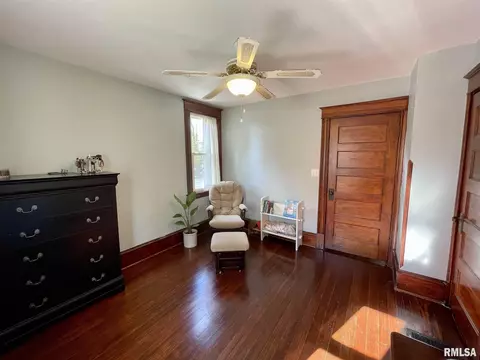 210 W Burton Ave, Eureka, IL 61530 photo 27