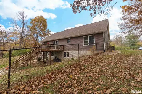 7141 Pueblo Dr, Delavan, IL 61734 photo 29