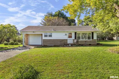 6314 E Beach Dr, Chillicothe, IL 61523 photo 2