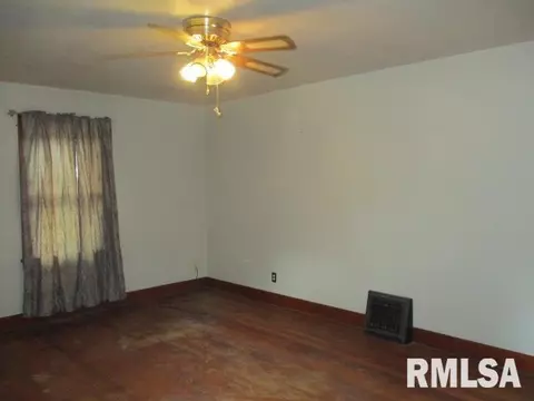 314 S Prairie St, Lacon, IL 61540 photo 5